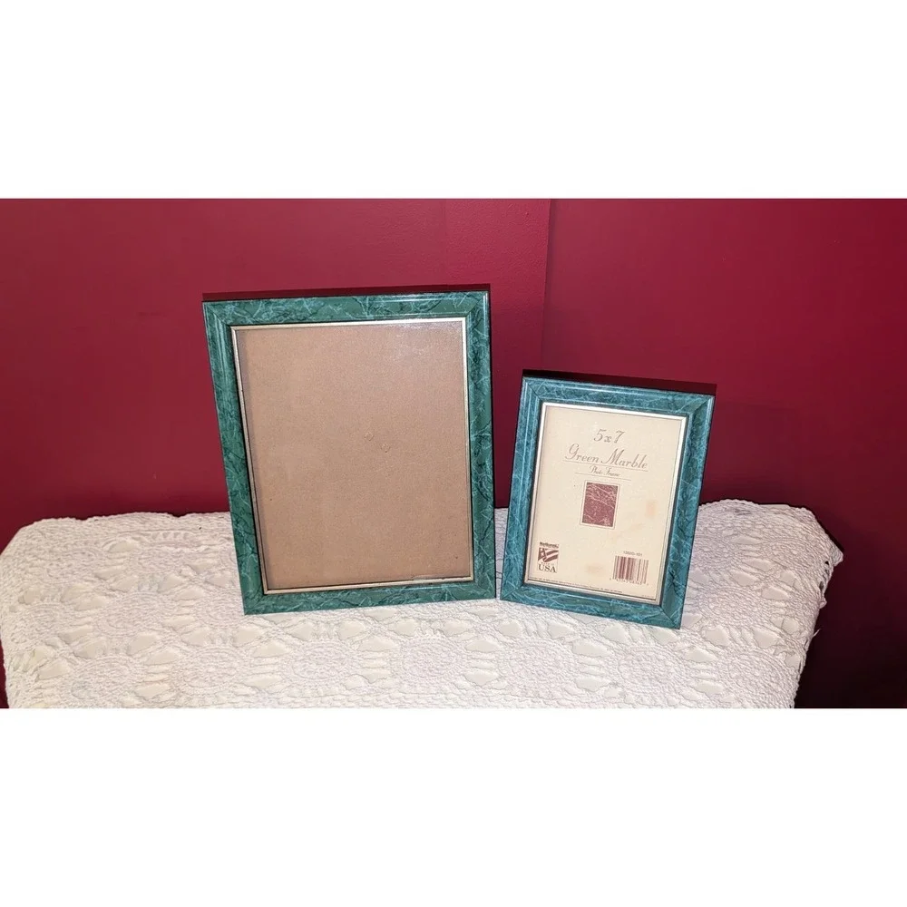 Set Of 2 Vintage Matching Green Marble Photo Frames 5x7, 8x10 Pictures USA Made